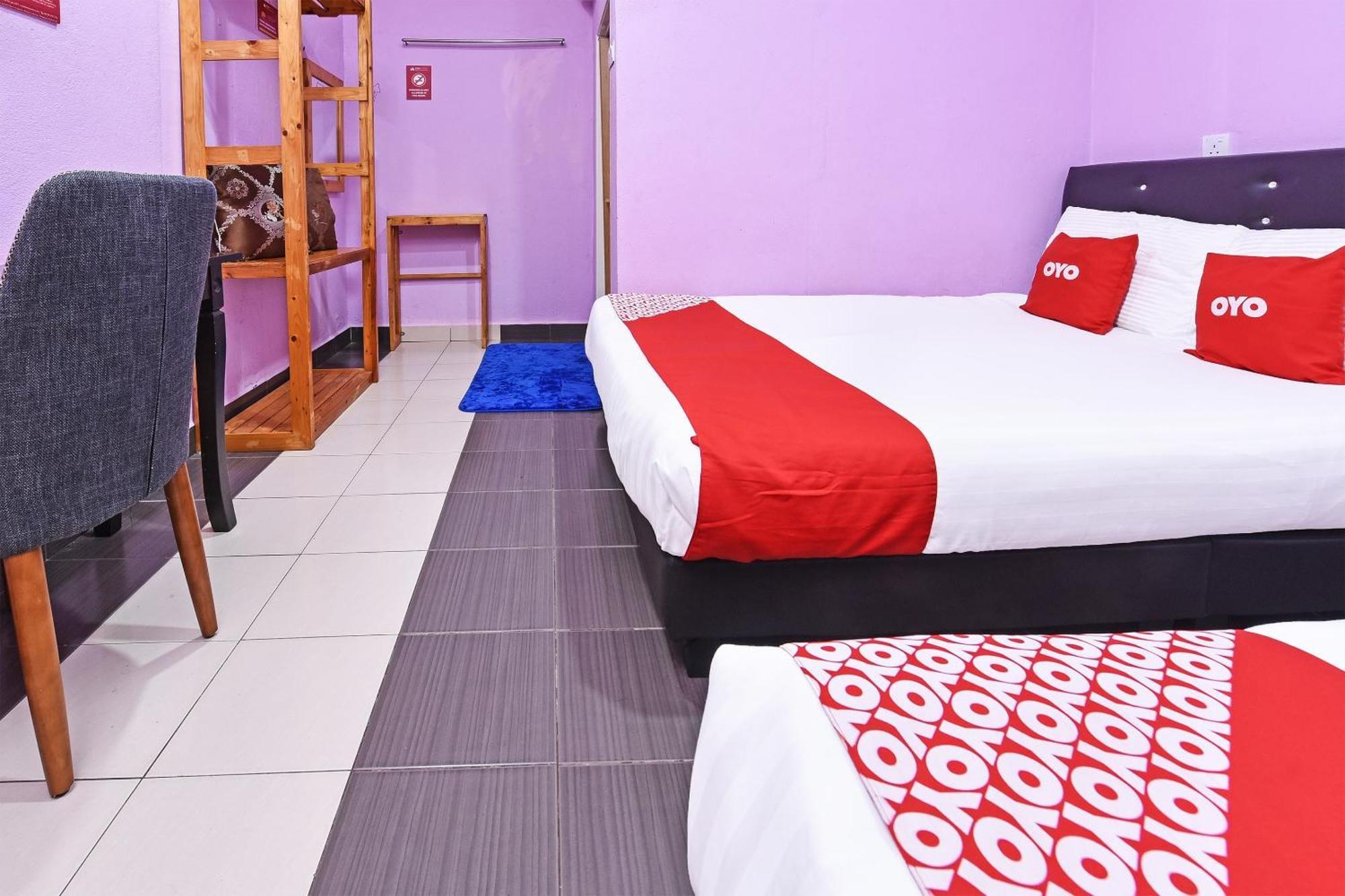 Oyo 90561 Awan Biru Motel Pantai Cenang  Exterior photo